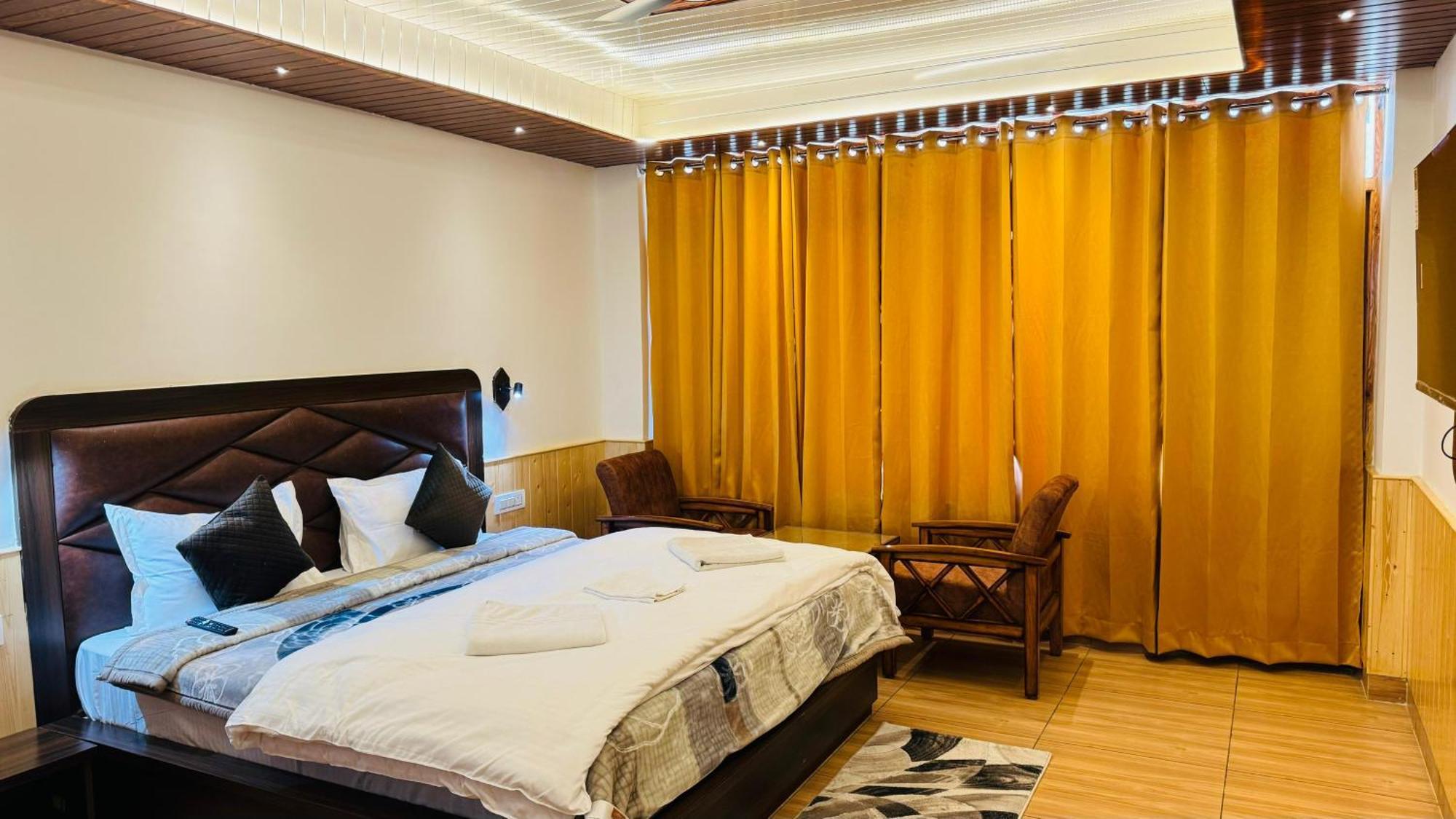 The Midnight Garden Manali Hotel Ngoại thất bức ảnh